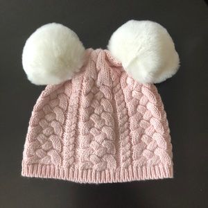 NWOT baby Gap pom Pom beanie